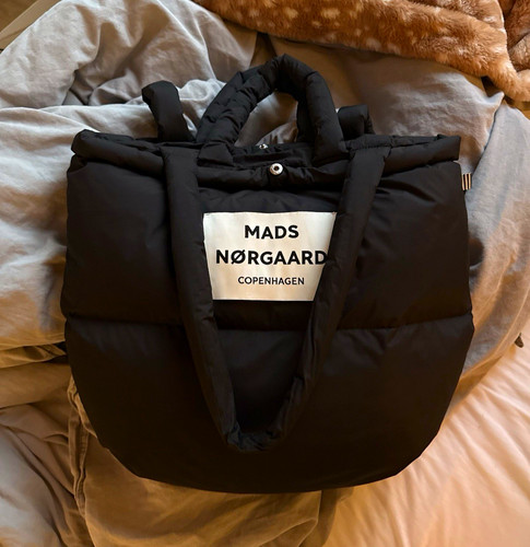 Mads nørgaard damen - nørgaard,